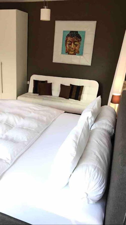 Schoene Grosse Wohnung 2 Schlafzimmer Bis 6 Pax Naehe Stadion Signal Iduna 多特蒙德 外观 照片