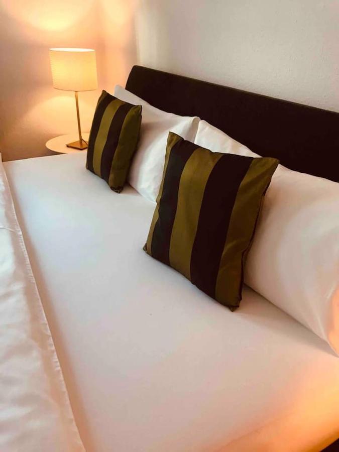 Schoene Grosse Wohnung 2 Schlafzimmer Bis 6 Pax Naehe Stadion Signal Iduna 多特蒙德 外观 照片