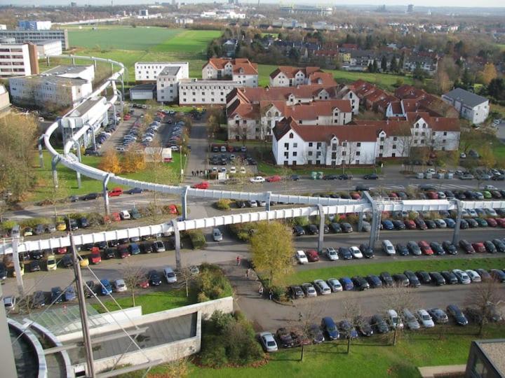 Schoene Grosse Wohnung 2 Schlafzimmer Bis 6 Pax Naehe Stadion Signal Iduna 多特蒙德 外观 照片